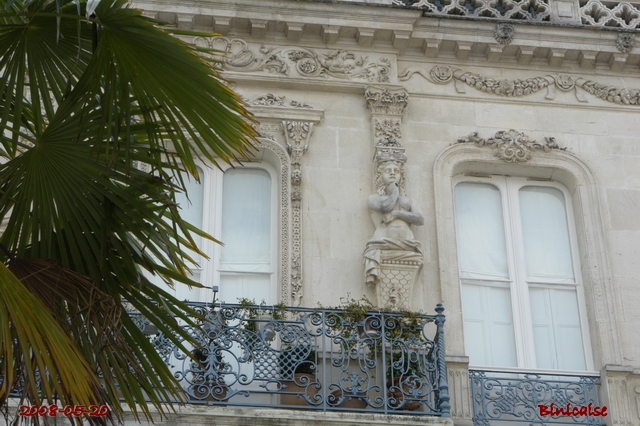 Des balcons pour Juliette. dans Autour de Rochefort facade12