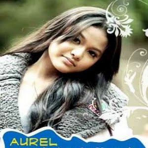 Aurel feat. Deanda - Pilihlah Aku